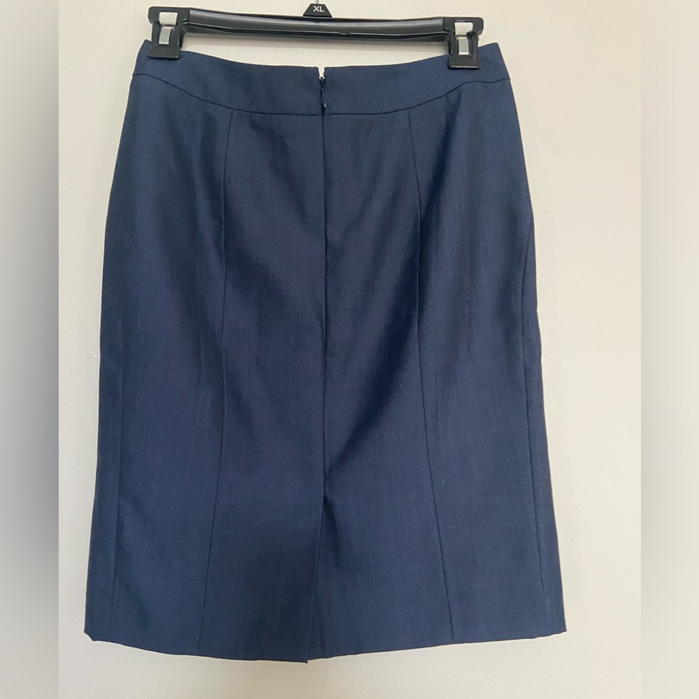 Ann Taylor navy skirt suit 0P - Picture 2 of 9